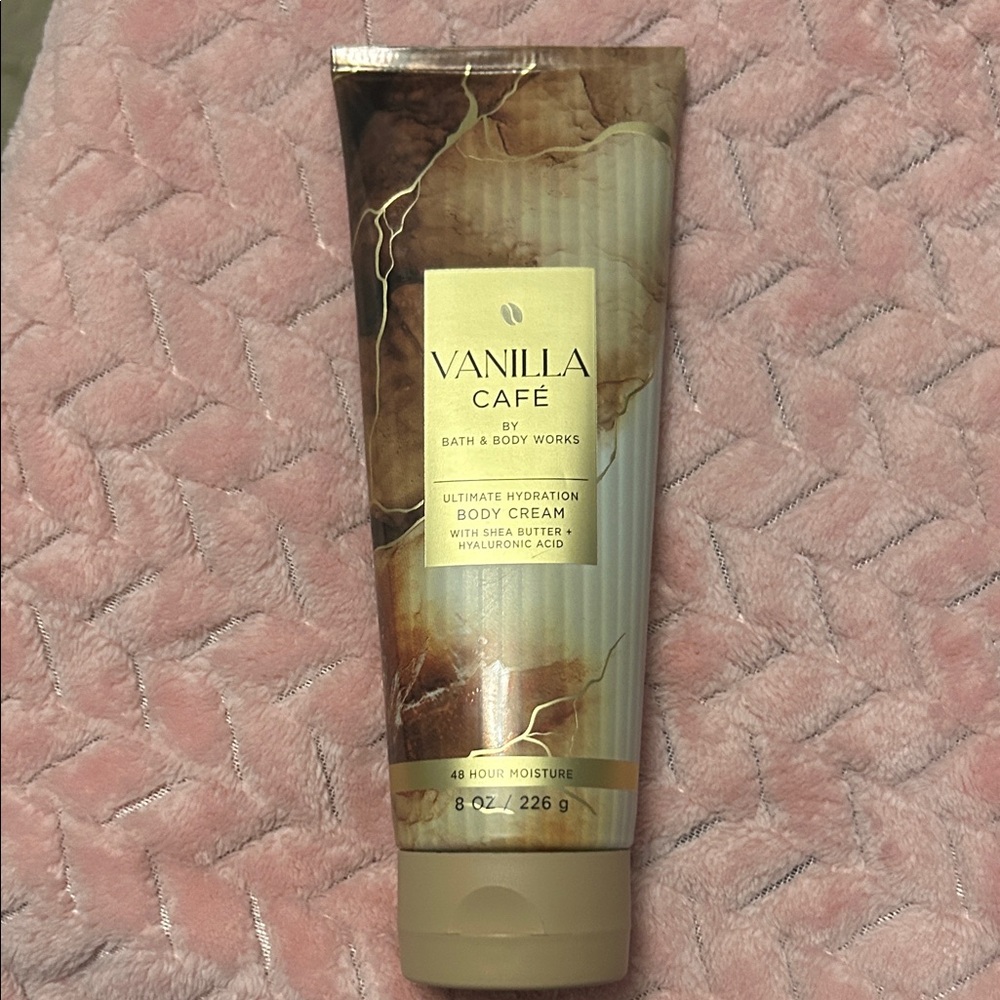 Vanilla Cafe
Bath and Body works